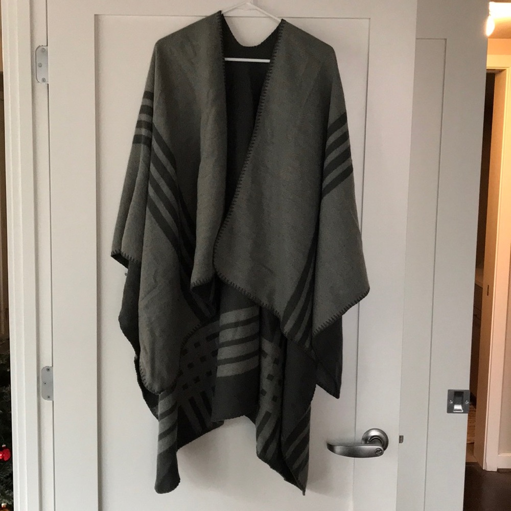 Reversible cape sweater